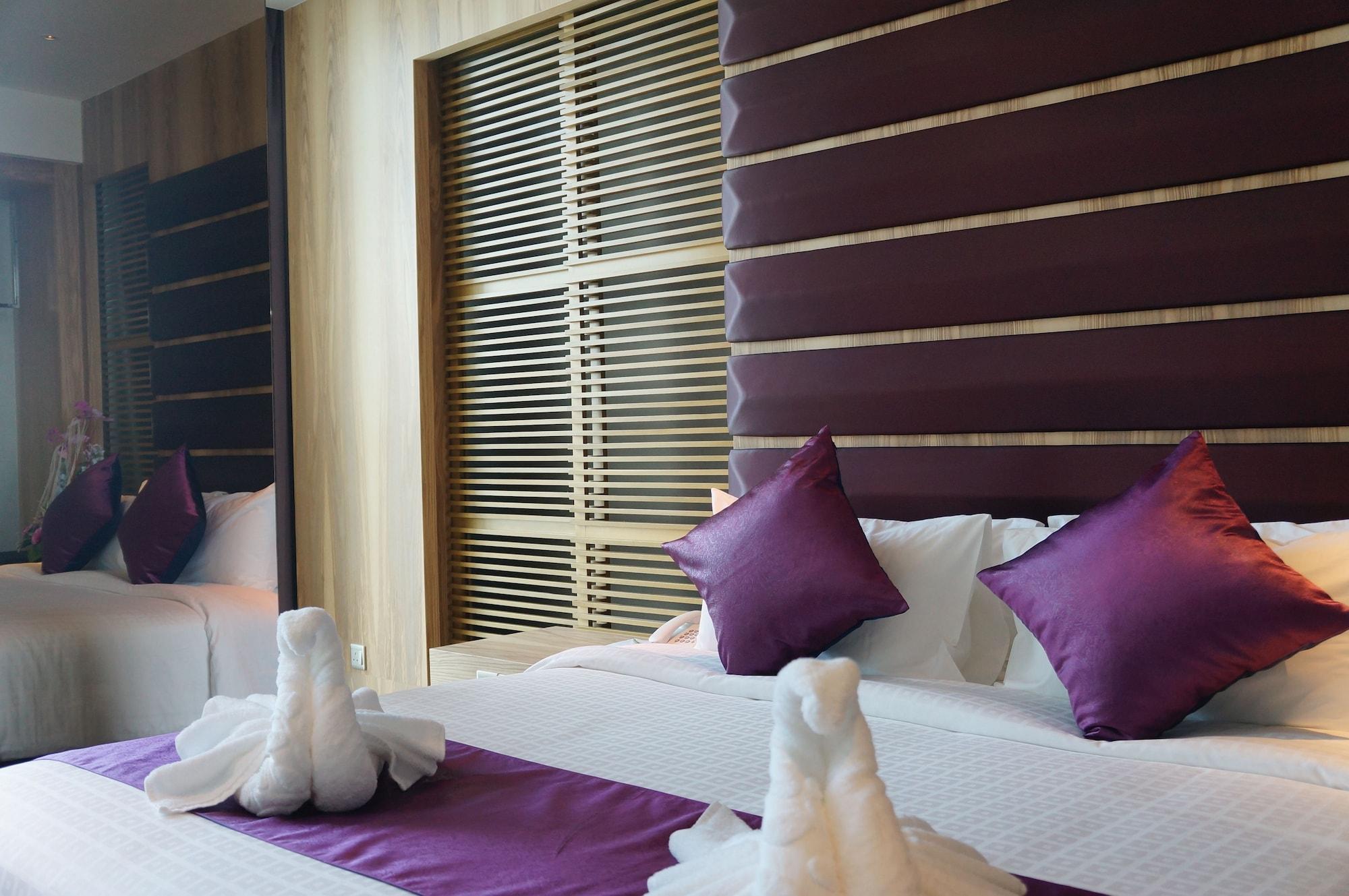 Greens Hotel & Suites Bintulu Ngoại thất bức ảnh