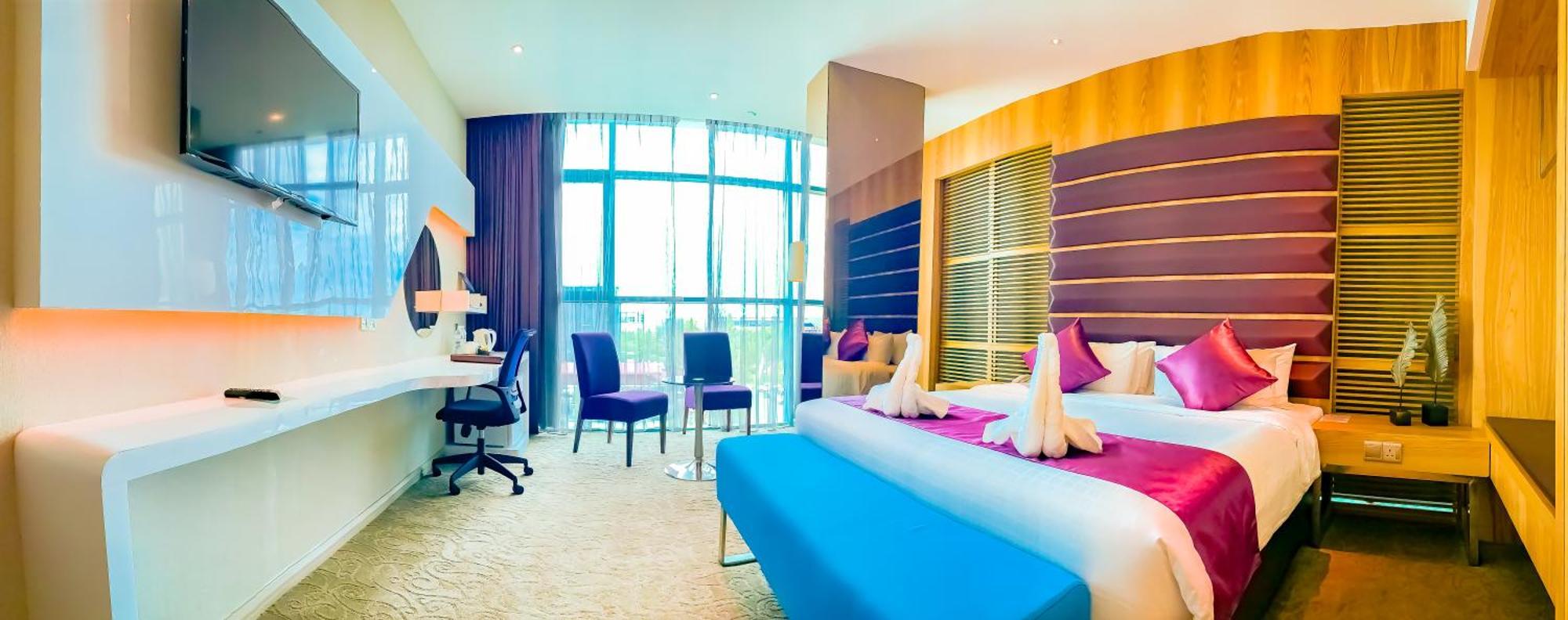 Greens Hotel & Suites Bintulu Ngoại thất bức ảnh