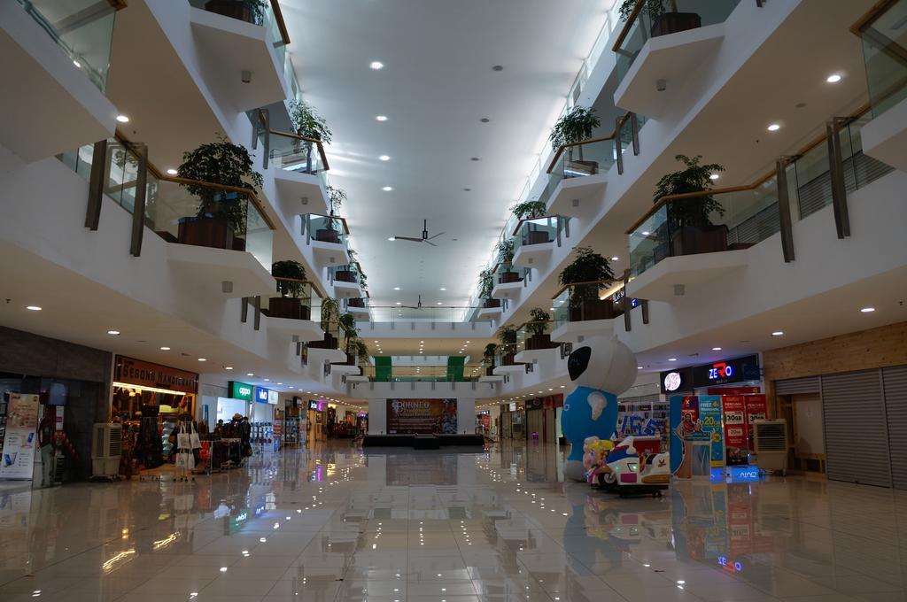 Greens Hotel & Suites Bintulu Ngoại thất bức ảnh