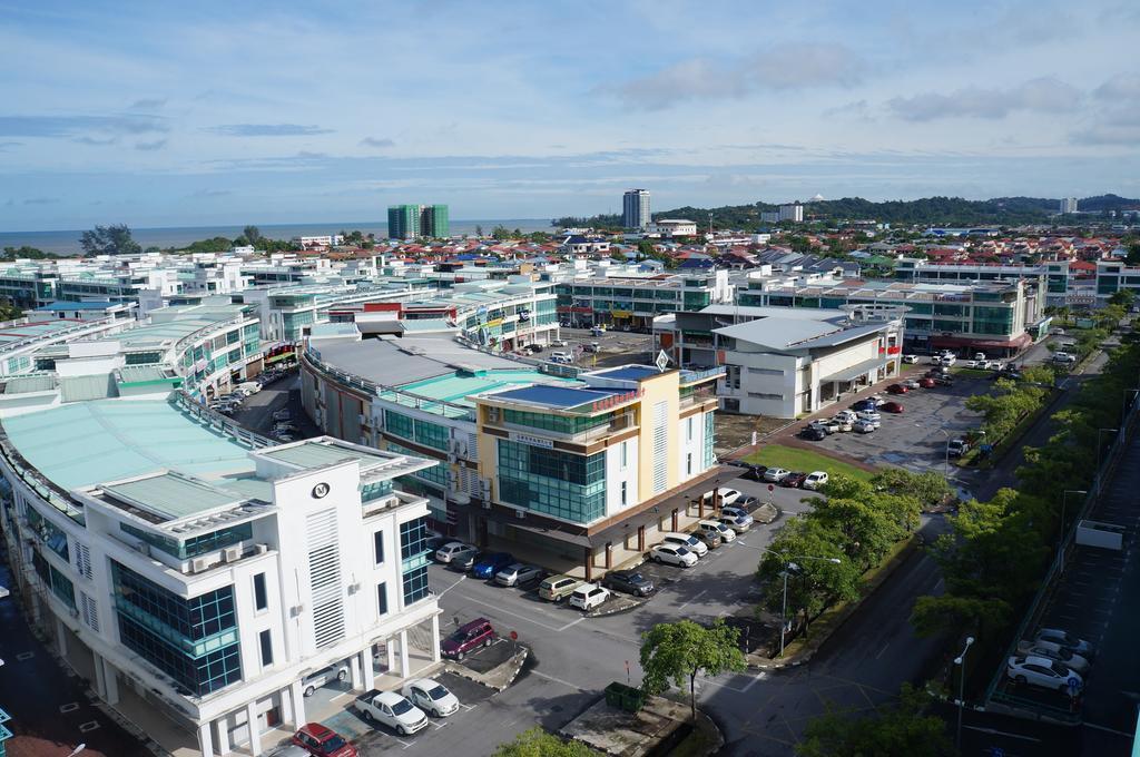 Greens Hotel & Suites Bintulu Ngoại thất bức ảnh