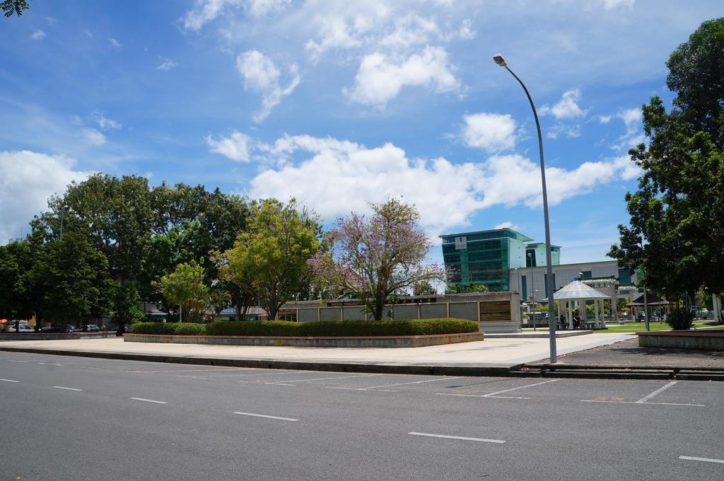 Greens Hotel & Suites Bintulu Ngoại thất bức ảnh