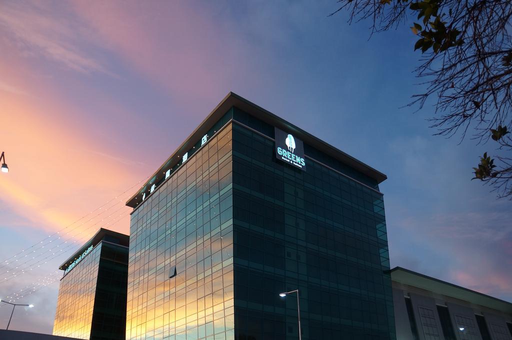Greens Hotel & Suites Bintulu Ngoại thất bức ảnh