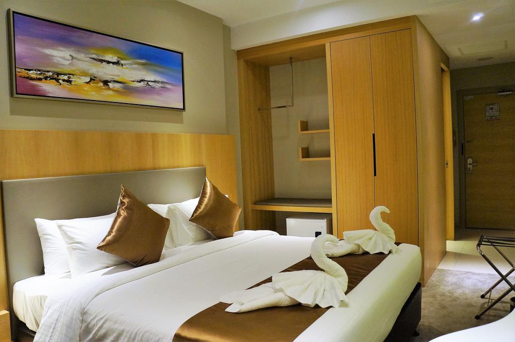 Greens Hotel & Suites Bintulu Ngoại thất bức ảnh